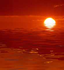 Naklejka premium red ocean sunset
