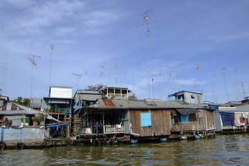 La vie au bord du Mekong