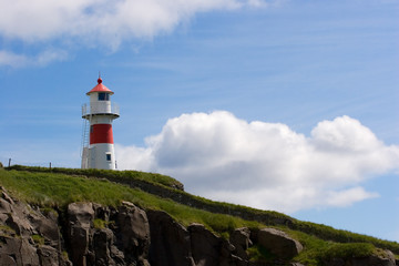 Fototapeta na wymiar Färöer Leuchtturm