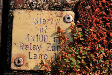 4x100 relay marking on the running tracks