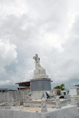 cimetière avant l'orage