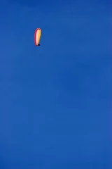 Gleitschirm am Himmel