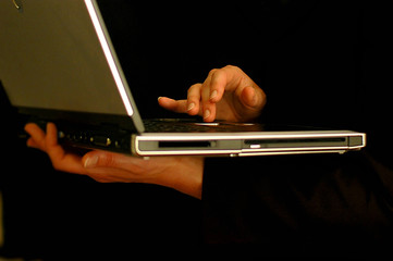 notebook hände