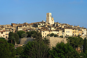 Fototapeta na wymiar Le village provençal de Saint-Paul de Vence