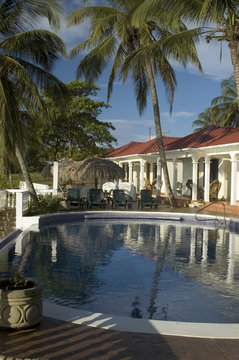 hotel in paradise corn island nicaragua infinitly pool