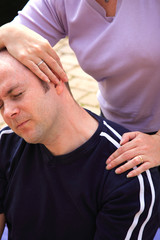 Stretch to the letf side of the neck 
