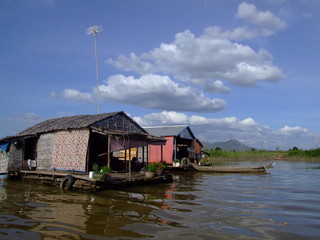 Fototapeta premium Village lacustre