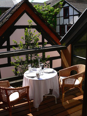 Frühstück auf dem Balkon