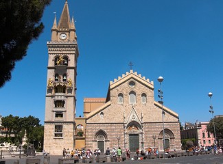 Fototapeta na wymiar Messina Cathedral