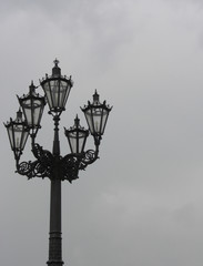 Fototapeta na wymiar alte Straßenlampe