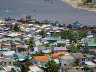 Village en bord de mer