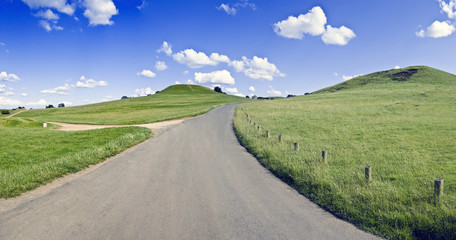 road  warwickshire countryside  the burton dassett hills 