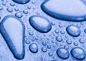 big water drops and small water drops