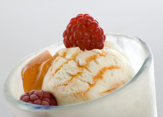 mixed yogurt and apricot ice cream close up