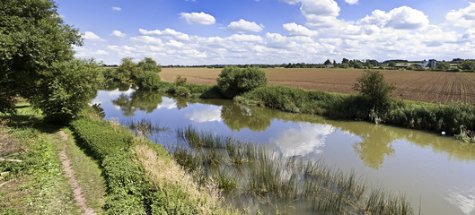 Obraz na płótnie Canvas river avon stratford-upon-avon warwickshire england uk