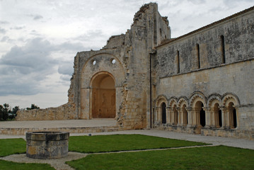 abbaye de trizay