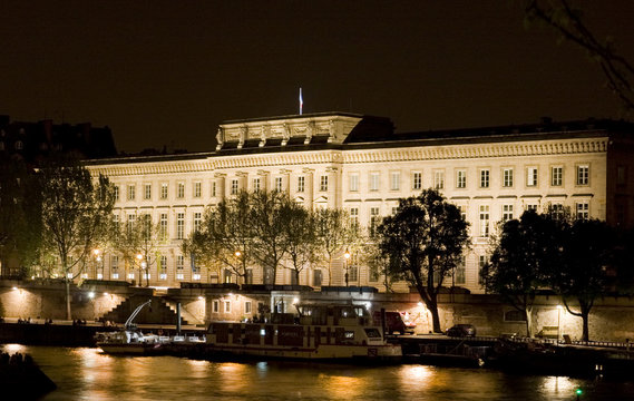 Paris la nuit