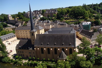 St. Johann und die Neumünster-Abtei