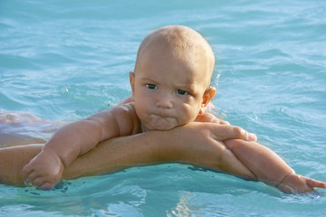 Fototapeta na wymiar swimming baby