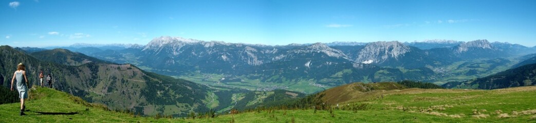 Fototapeta premium Super-Panorama auf das Ennstal am Dachstein