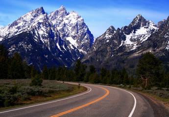 Fototapeta premium Road To The Teton's 2