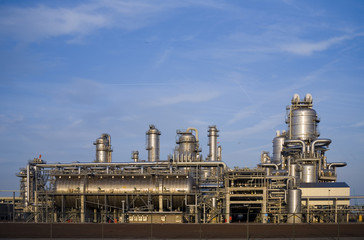 Refinery 8
