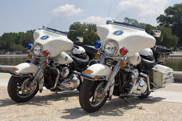 Naklejka premium Two Secret Service motorcycles in Washington, DC.