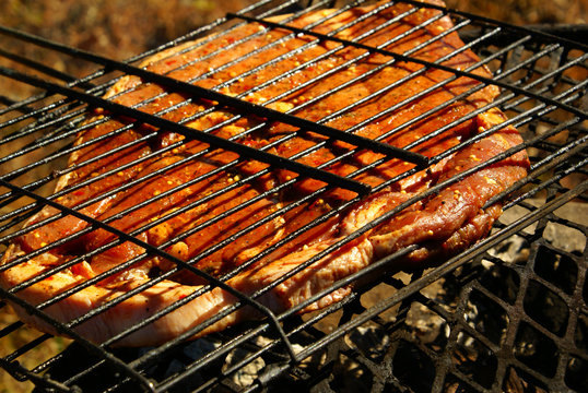 Grilling texan steak 