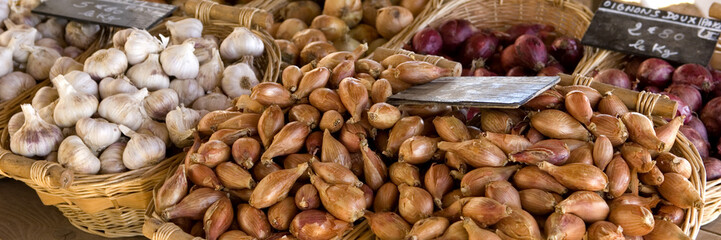 Onions on a market in the south of France