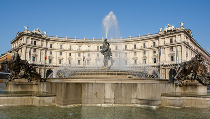 Fototapeta na wymiar Reppublica square in Rome