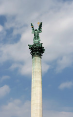 Fototapeta na wymiar Statue in Square of Heroes. Budapest