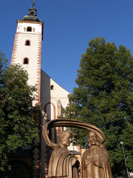 kirche mit &ouml;kumenischem denkmal in banska bystrica