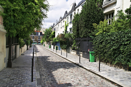 Une rue parisienne, dans le XIIIe arrondissement