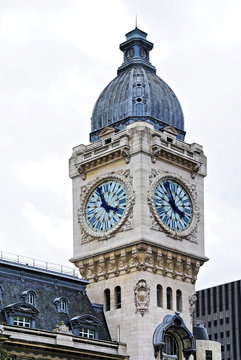 Paris, horloge de la gare de Lyon