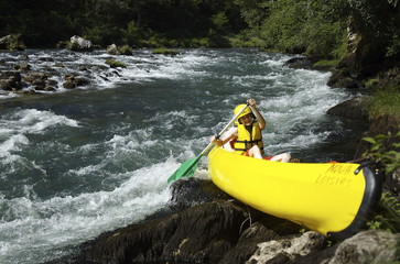 Descente de rivière en canoë 