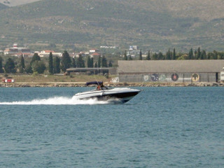 Obraz premium motorboat