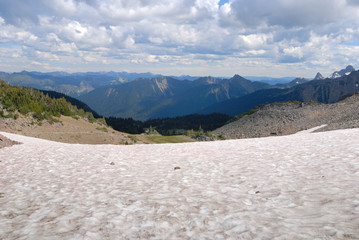 Obraz premium Snow on the mountain