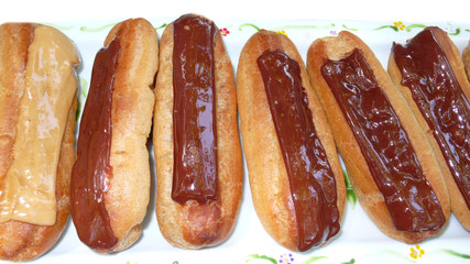 éclairs au chocolat