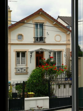 Maison typique de banlieue parisienne