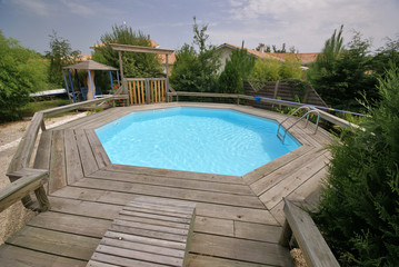 piscine hexagonale