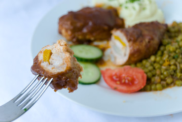 Roulade vom Schweinefleisch mit Beilagen 2