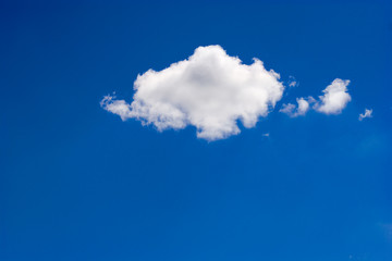 Single simple cloud