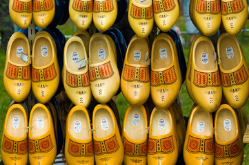 clogs © Eric Gevaert