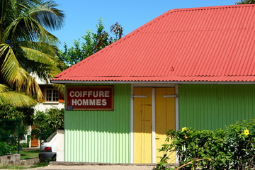 case creole, salon de coiffure