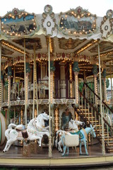 merry-go-round,