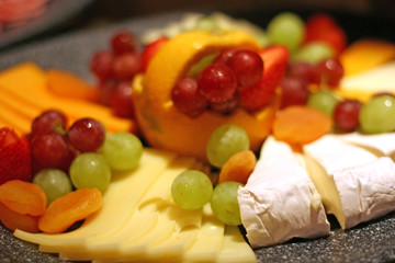 Obraz na płótnie Canvas Brie Swiss and Fruit