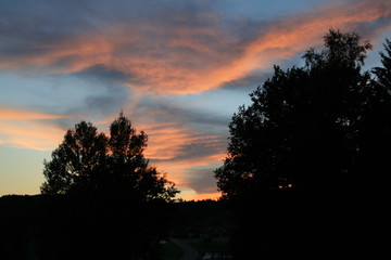 Obraz na płótnie Canvas Sonnenuntergang über Watzing Fünf