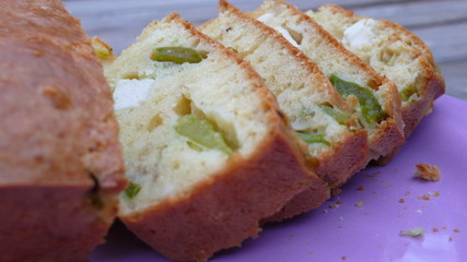 tranches de cake aux poivrons