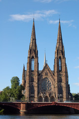 Fototapeta na wymiar Gotycki kościół Strasburgu