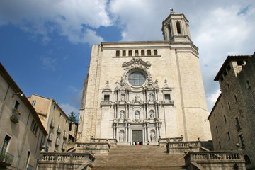 Fototapeta na wymiar Girona Cathedral